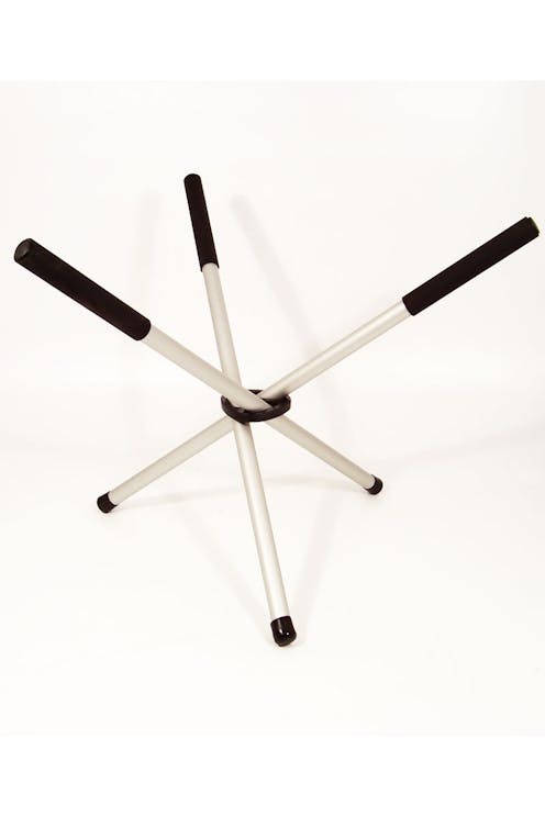 Long legged stand for Brazilian Surdos