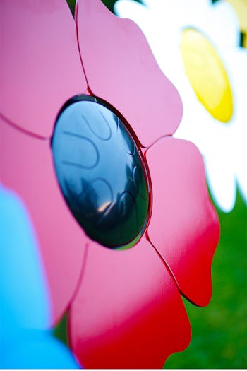 Percussion Play Poppy Petal Drum [duplicate]