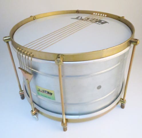 Ivsom Caixa 12''